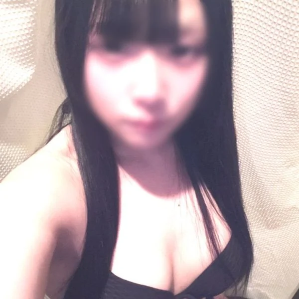 今日は三時から出勤します！普段お昼には出勤しないから来てね！