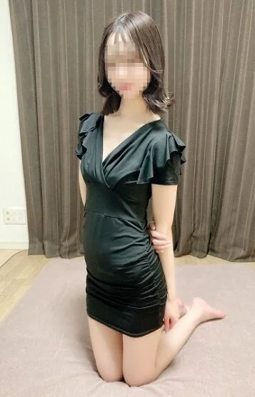 初美みゆう