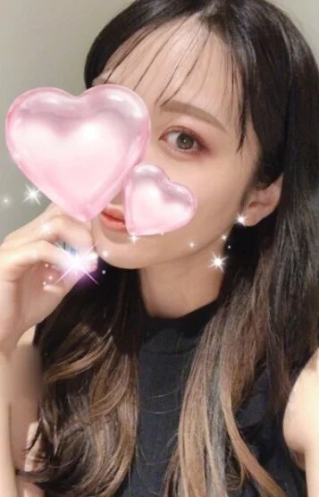 水川 ももな