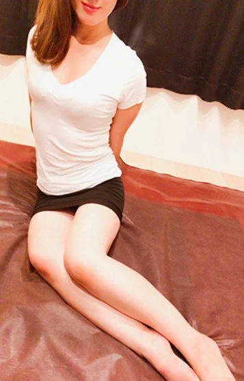 高岡 ゆみ
