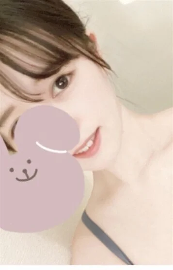 泉 りさこ