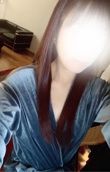 水咲 はる