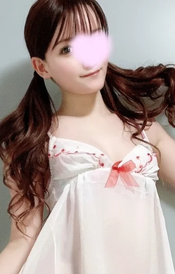 友里愛