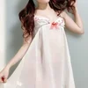 友里愛
