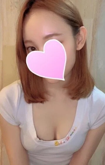 新垣 りな