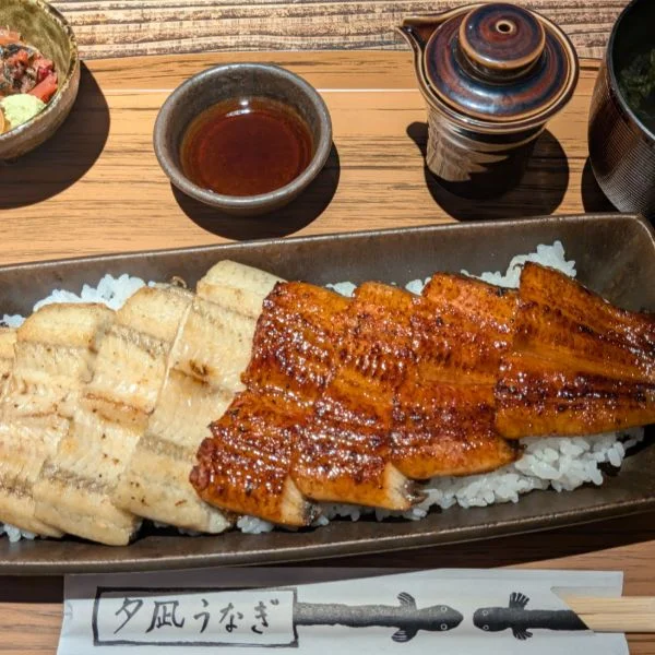 オープン前に並んだけど