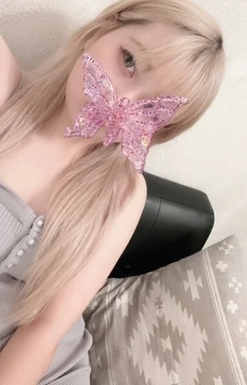 三田しおり