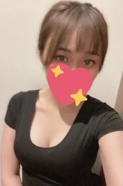 百井 かなこ