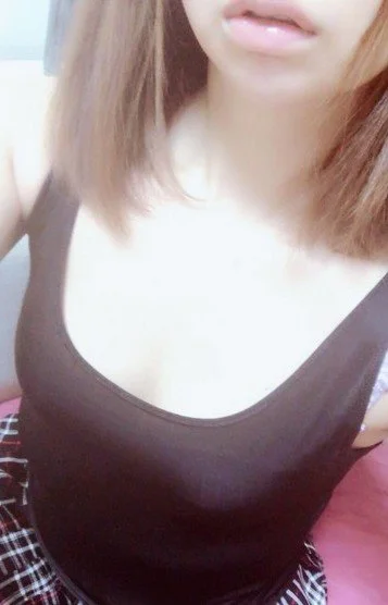 西内まい