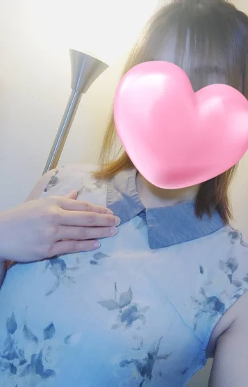 友利 ゆきな