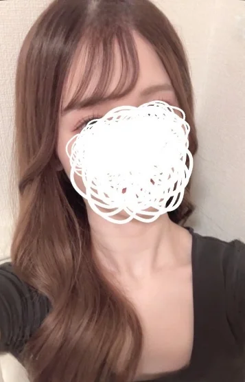 反町ななこ
