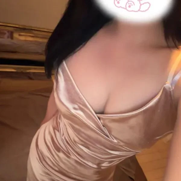 今日15:00-21:00まで出勤してます💞
