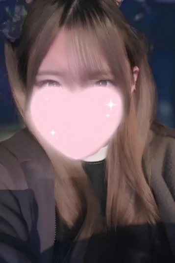 小枝 ちなつ