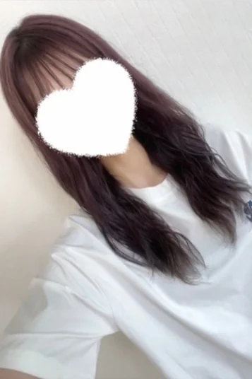 深津 まひろ