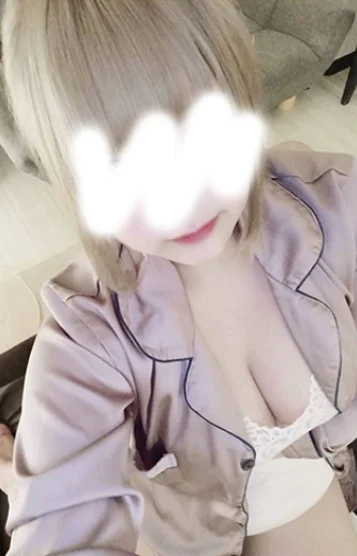小鳥遊 ゆの