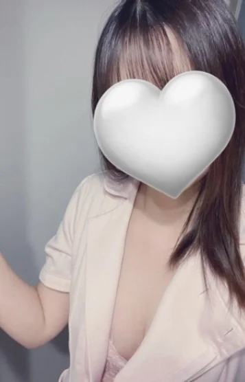 優木 はるな