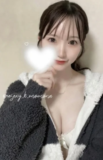小雛 ももな