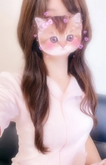 夏目 ゆいな