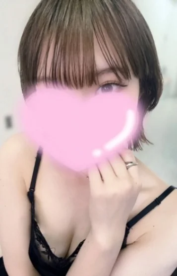 青山 ひとみ
