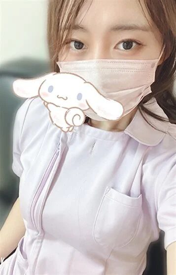 臼井 まりん