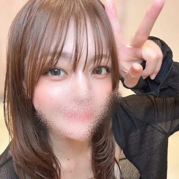 明日10:00から出勤です👅