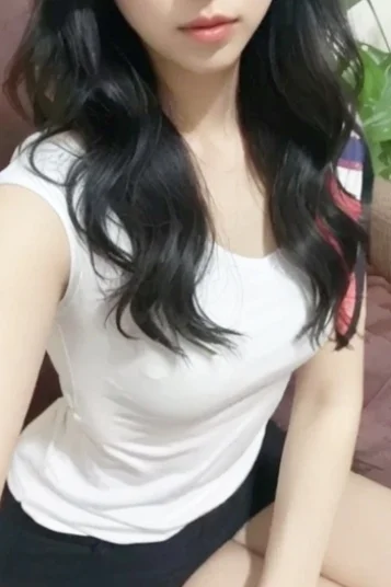 岸辺あすな