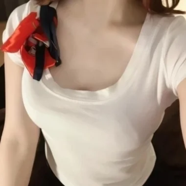 澤田えりか>の写真