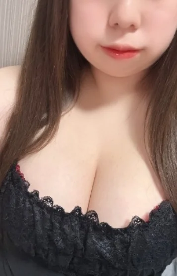桜田　りさ