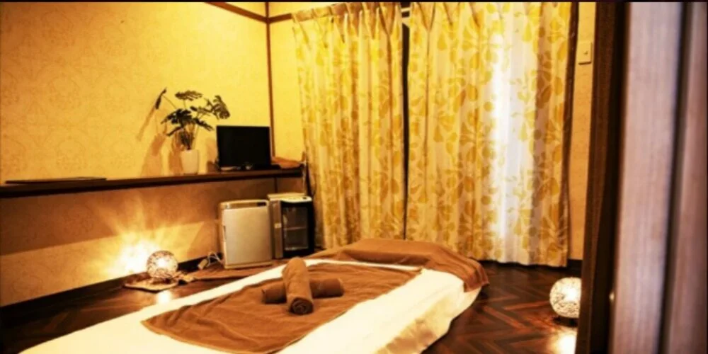 メンズエステ　アロマリッチ店の施術室写真