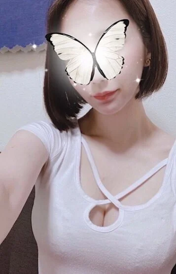 春野めい