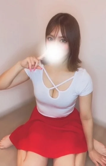 末広えま