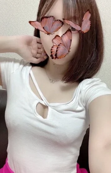 天野ななみ
