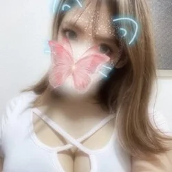 末広えま　キリっとしたお顔立ち×幼さを...