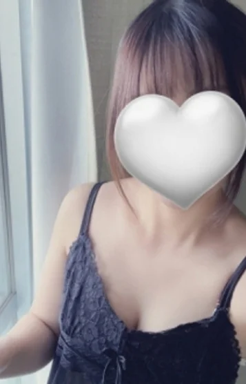 優木 はるな