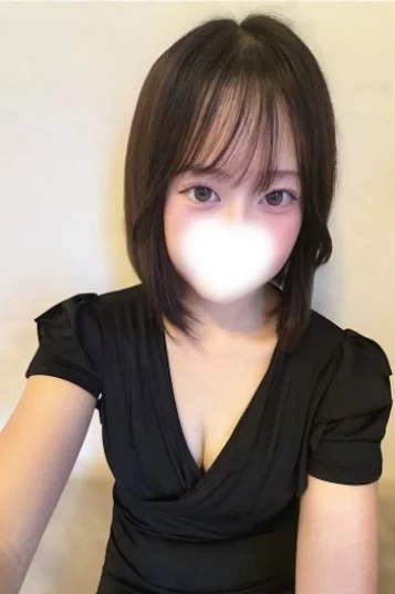 椎名こなつ