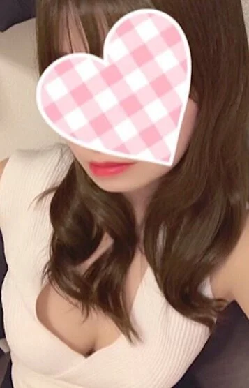 高梨ななみ