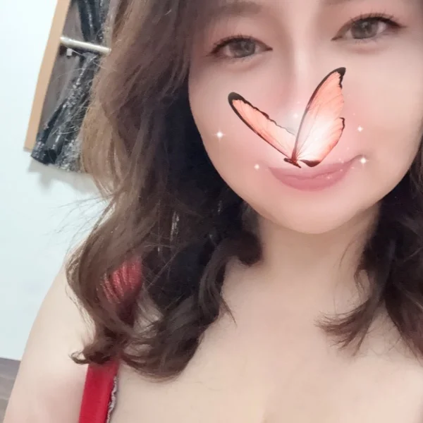 本日出勤しております🌹