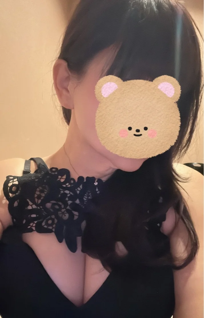 本日18時からお店居ます🥰
