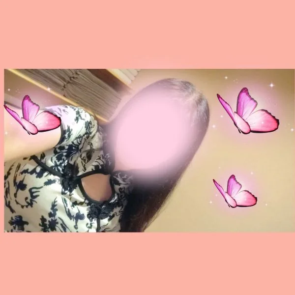 (🎀ᴗ͈ˬᴗ͈)⁾⁾