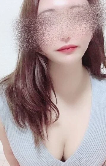 みい
