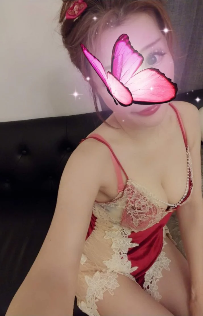 本日19時00分から出勤します💕