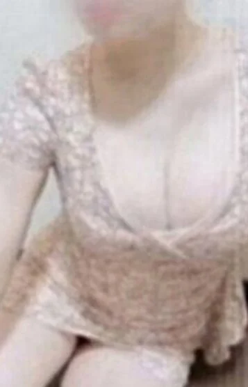 安達みれい