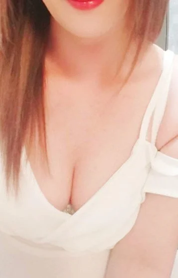 夏木 理沙