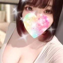 葉月かなで