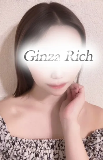 高村あやか