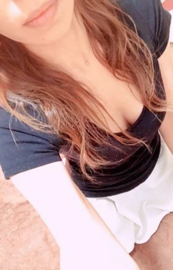 華