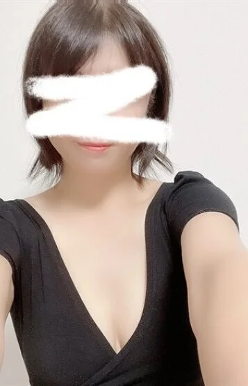 由依