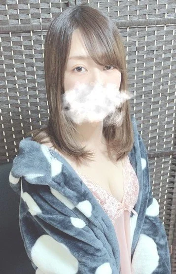 相内まこ