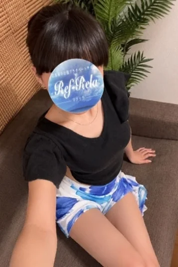 黒川かれん