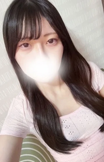 安達なつき